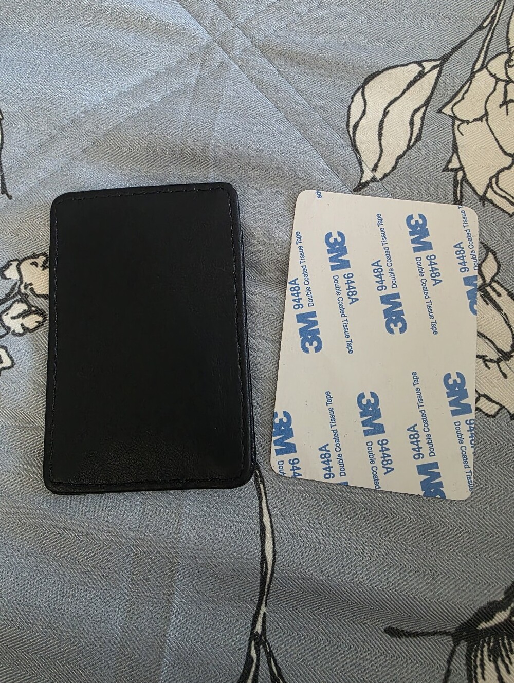 Authentic Black Quilted Dior Mirror & Card Holder For Cell Phones 3M BRAND NEW - Picture 3 of 5